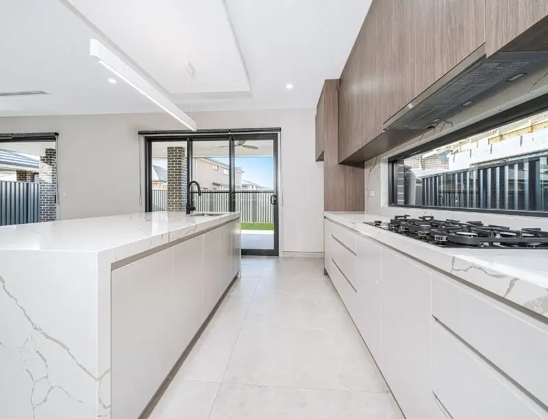 Completed custom home kitchen by JB Prime Homes